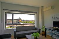 Posezení v ubytování TOLETUM low cost LOFTS diáfanos o 2dormitorios PARKING Municipal Gratis al aire libre a 100m