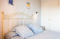 Postel nebo postele na pokoji v ubytování Antora B by SeaMount Rentals