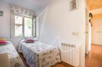 Postel nebo postele na pokoji v ubytování Antora B by SeaMount Rentals