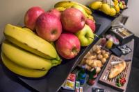 ホテルの敷地内または近くでの食事または食べ物
