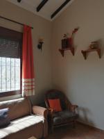 Posezení v ubytování La Solana de turón. La coscoja.