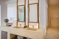 Kúpeľňa v ubytovaní KLIDON Dreamy Living Suites