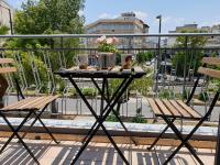 Balkón alebo terasa v ubytovaní Spacious 110m2 2bedrooms 2bathrooms Center Athens