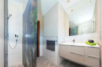 A bathroom at ArtiHome