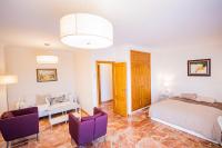 Postel nebo postele na pokoji v ubytování Cubo's Villa Yedra Guadalmar