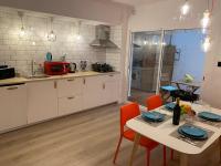 Kuchyňa alebo kuchynka v ubytovaní Apartament Mercado Central