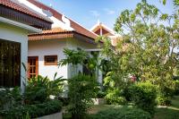 Jardín al aire libre en Angkor Privilege Resort & Spa