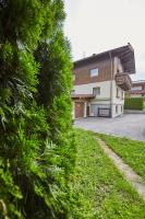 Budynek, w którym mieści się apartament