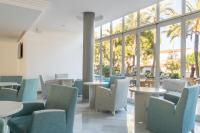 Posedenie v ubytovaní Tropicana Hotel