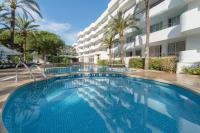 Bazén v ubytovaní Tropicana Hotel alebo v jeho blízkosti