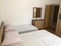 Posteľ alebo postele v izbe v ubytovaní Apartments Sea Vodice