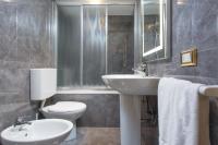 A bathroom at Hotel Conterie