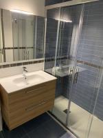 Koupelna v ubytování Apartamento de lujo en La Toja