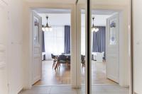 Půdorys ubytování The Dancing House Residence, Two Bedroom Apartment with Balcony near river!