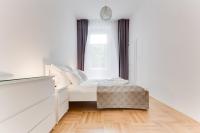 Půdorys ubytování The Dancing House Residence, Two Bedroom Apartment with Balcony near river!