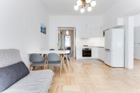 Půdorys ubytování The Dancing House Residence, Two Bedroom Apartment with Balcony near river!