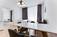 Půdorys ubytování The Dancing House Residence, Two Bedroom Apartment with Balcony near river!