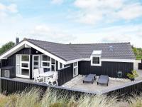 Půdorys ubytování Three-Bedroom Holiday home in Blåvand 15