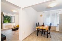 Posedenie v ubytovaní Apartman Fani