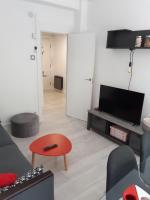 Televízia a/alebo spoločenská miestnosť v ubytovaní Apartamento Somosierra a 5 minutos del centro histórico para 7 personas