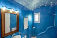 Koupelna v ubytování Valena Mare Suites & Apartments