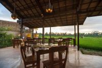 Beehouse Dijiwa Ubudにある庭