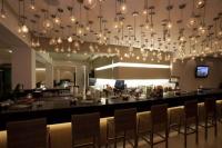 Reštaurácia alebo iné gastronomické zariadenie v ubytovaní Island Blue Hotel