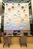 Shinkansen Grand Hotelにあるテレビまたはエンターテインメントセンター