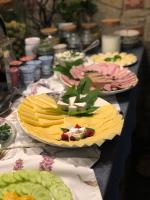 Jedlo v ubytovaní bed & breakfast alebo blízkom okolí