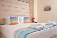Posteľ alebo postele v izbe v ubytovaní Seven Heaven Premium Suites
