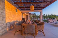 Posedenie v ubytovaní Rethymno Villas