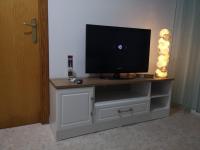 TV a/nebo společenská místnost v ubytování Mira apartman