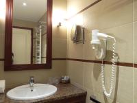 Kúpeľňa v ubytovaní Centrum Hotel