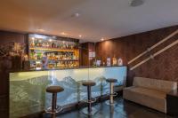 A área de bar ou lounge em Luna Hotel Serra da Estrela