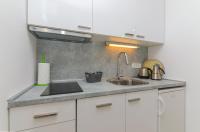 Kuchyňa alebo kuchynka v ubytovaní Apartment M&J Supetar