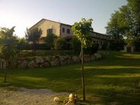 A garden outside Agriturismo Il Quarto