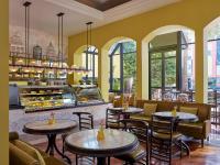 Mad på hotellet eller i nærheden