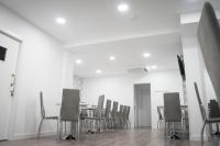TV a/nebo společenská místnost v ubytování Hostal Goyesco Plaza