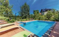 Bazén v ubytovaní 3 Bedroom Nice Home In Moravice alebo v jeho blízkosti