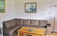 Posezení v ubytování 2 Bedroom Lovely Home In Dals Rostock