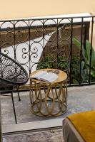 Hôtel de France, un hôtel AMMIにあるバルコニーまたはテラス