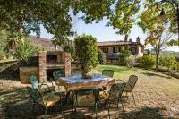 A garden outside Agriturismo Malagronda