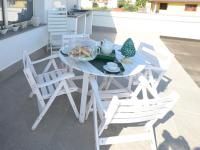 Jedlo v ubytovaní bed & breakfast alebo blízkom okolí