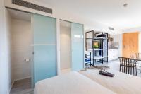 A kitchen or kitchenette at Apartaments Beach & Golf Resort