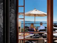 Nespecifikovaný výhled na moře nebo výhled na moře při pohledu z hotelu