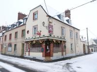 Gallery image of Hôtel du Cygne in LʼAigle