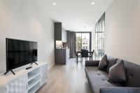 TV a/nebo společenská místnost v ubytování Sitges Vibe Apartments by Olala Homes