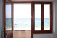 A general sea view or a sea view taken from Az apartmant