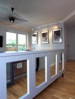 Telewizja i/lub zestaw kina domowego w obiekcie Blue Velvet Premium Apartments II