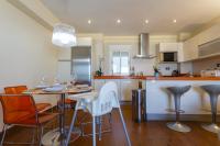 Kuchyňa alebo kuchynka v ubytovaní HORIZONTE Sunny Home by Cadiz4Rentals